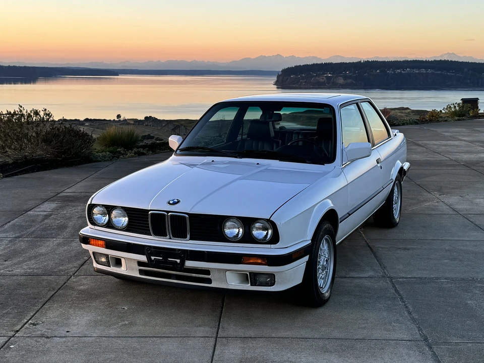 1990 BMW E30 3 Series - Image 13 of 31