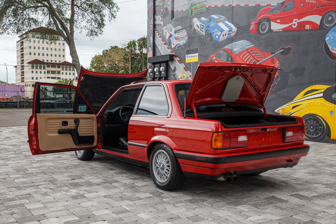 1990 BMW E30 3 Series - Image 15 of 31