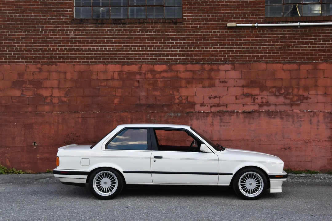 1990 BMW E30 3 Series - Image 18 of 31