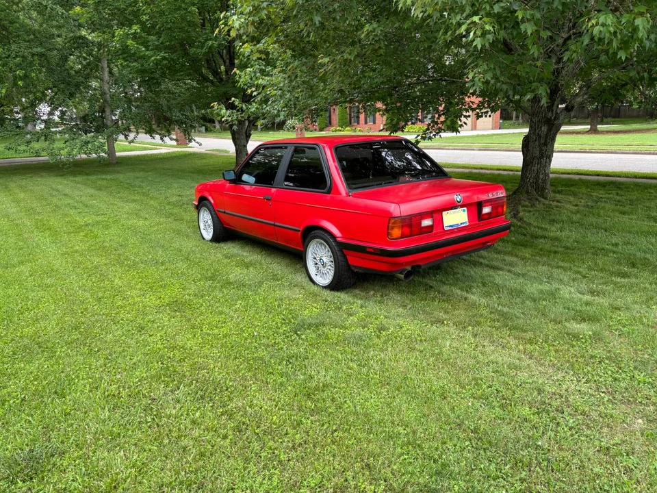 1990 BMW E30 3 Series - Image 3 of 24