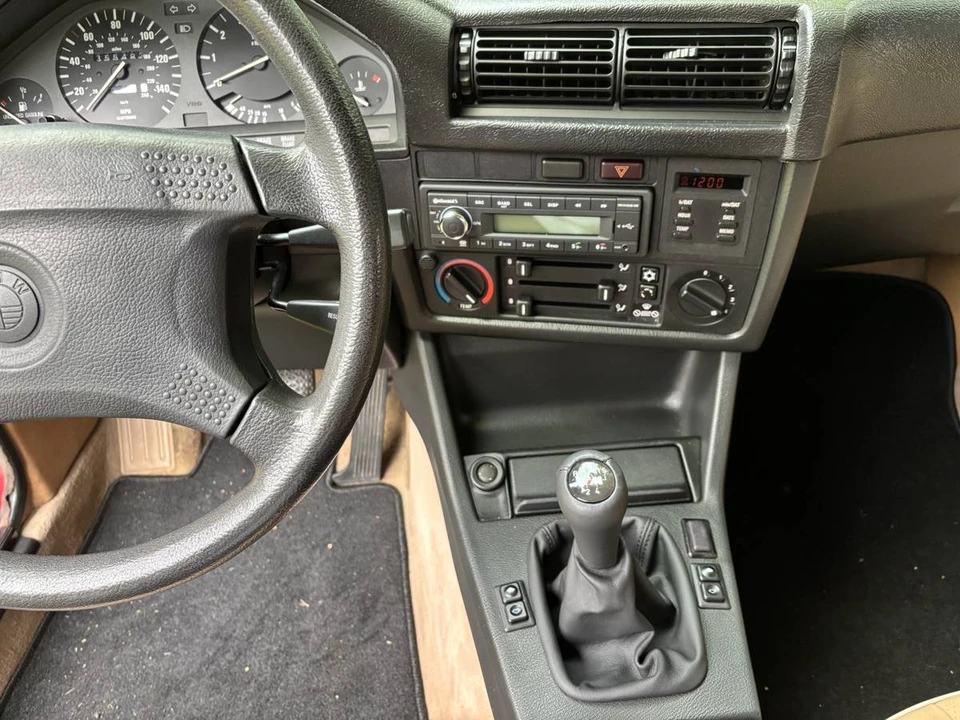 1990 BMW E30 3 Series - Image 11 of 24