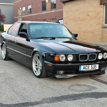 1990 BMW 535i Sedan