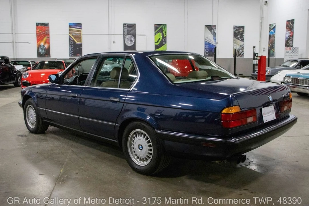 1990 BMW E32 7 Series - Image 4 of 12