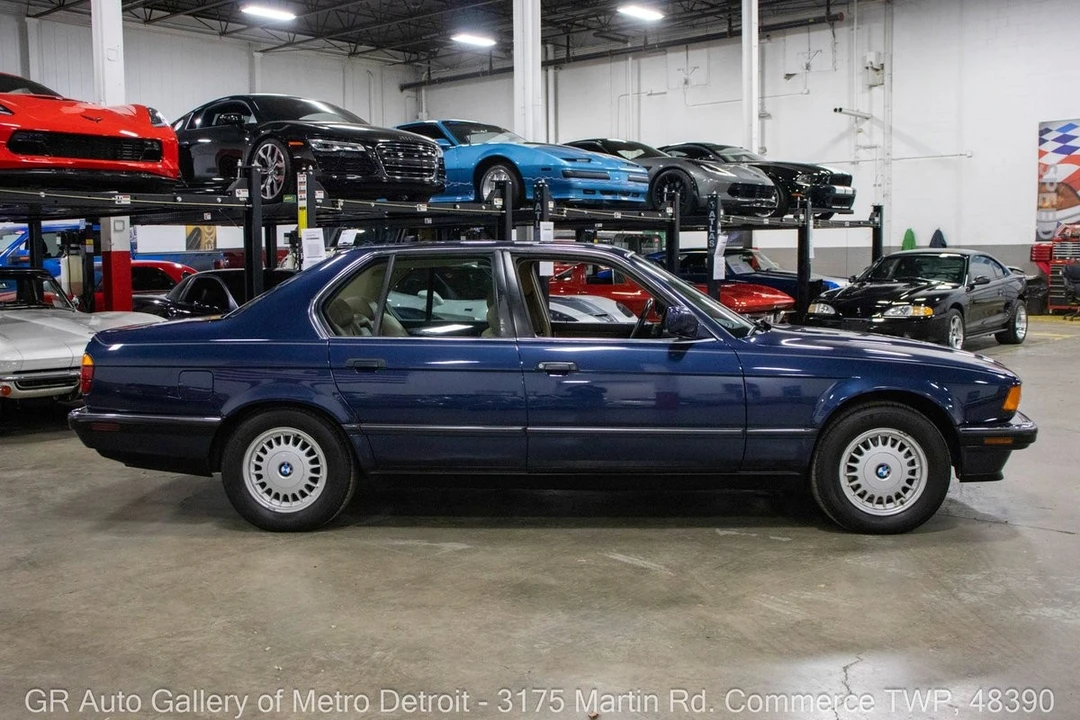1990 BMW E32 7 Series - Image 8 of 12