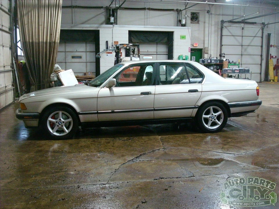 1990 BMW E32 7 Series - Image 7 of 20