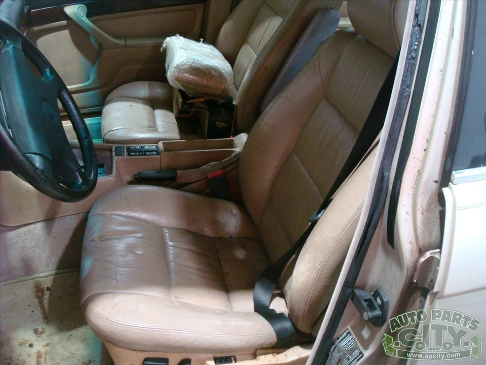 1990 BMW E32 7 Series - Image 10 of 20
