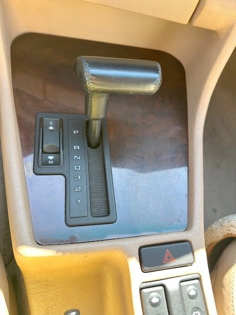 1990 BMW E32 7 Series - Image 15 of 21