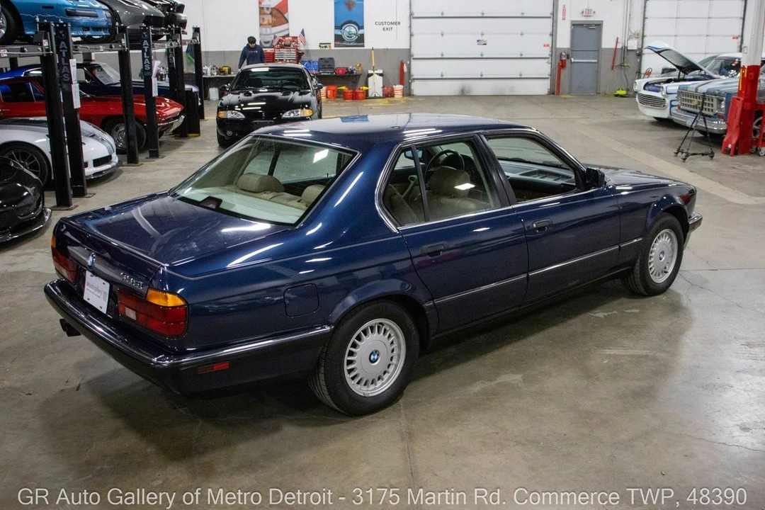 1990 BMW E32 7 Series - Image 7 of 12