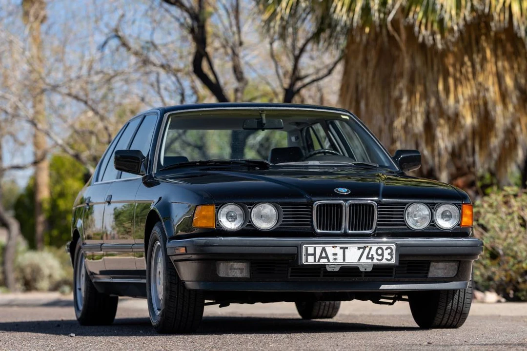 1990 BMW E32 7 Series - Image 7 of 24