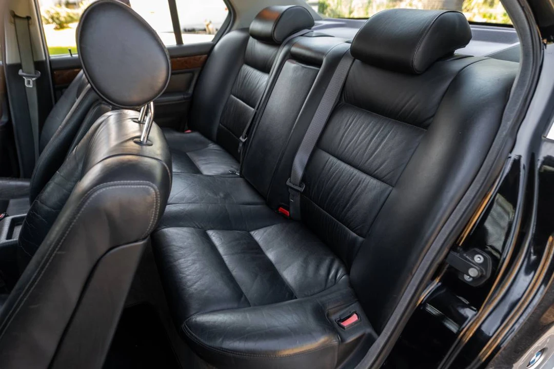 1990 BMW E32 7 Series - Image 18 of 24