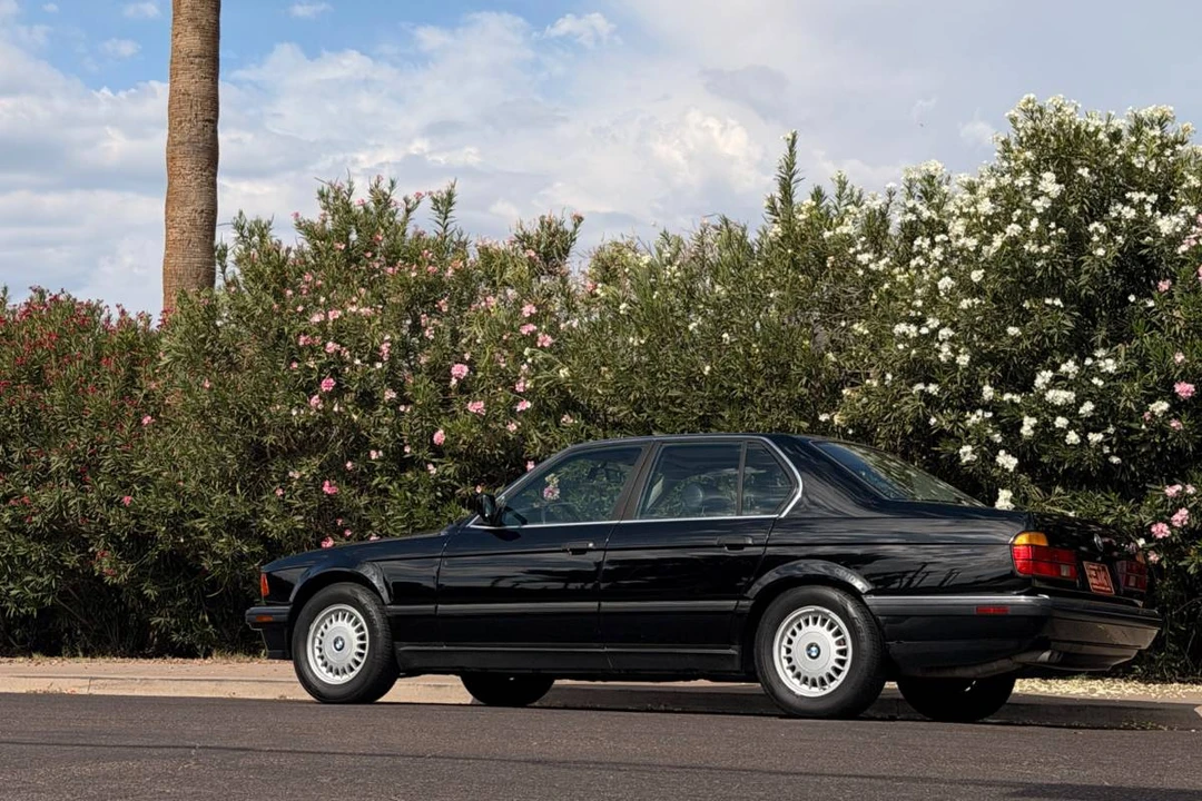 1990 BMW E32 7 Series - Image 23 of 24