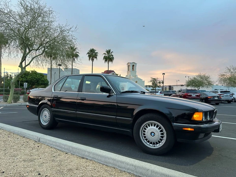 1990 BMW E32 7 Series - Image 2 of 24