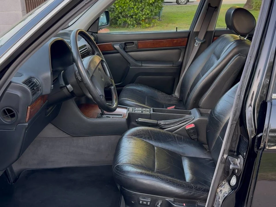 1990 BMW E32 7 Series - Image 10 of 24