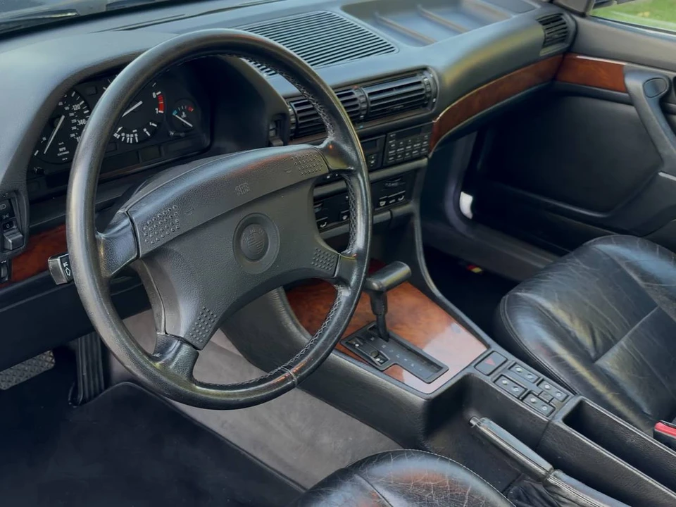 1990 BMW E32 7 Series - Image 9 of 24