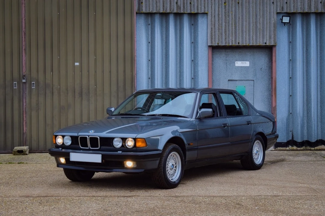 1990 BMW E32 7 Series - Image 3 of 30