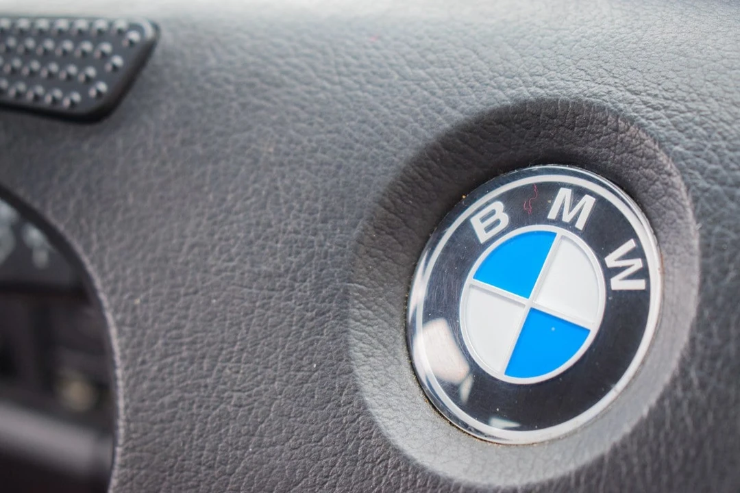 1990 BMW E32 7 Series - Image 20 of 30