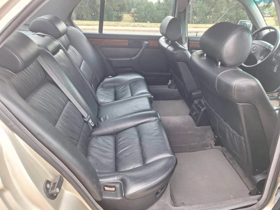 1990 BMW E32 7 Series - Image 19 of 20