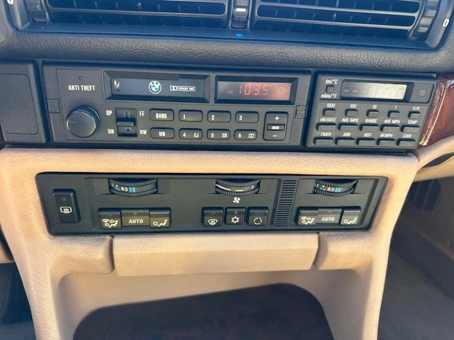 1990 BMW E32 7 Series - Image 14 of 21