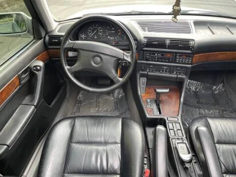 1990 BMW E32 7 Series - Image 10 of 14