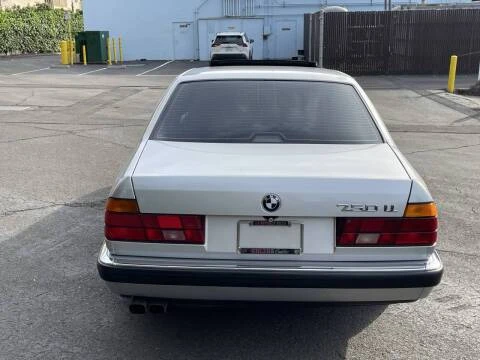1990 BMW E32 7 Series - Image 5 of 14