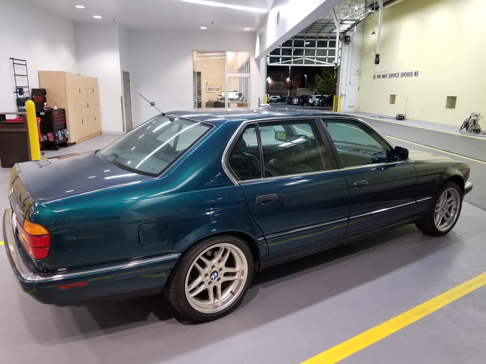 1990 BMW E32 7 Series - Image 17 of 31