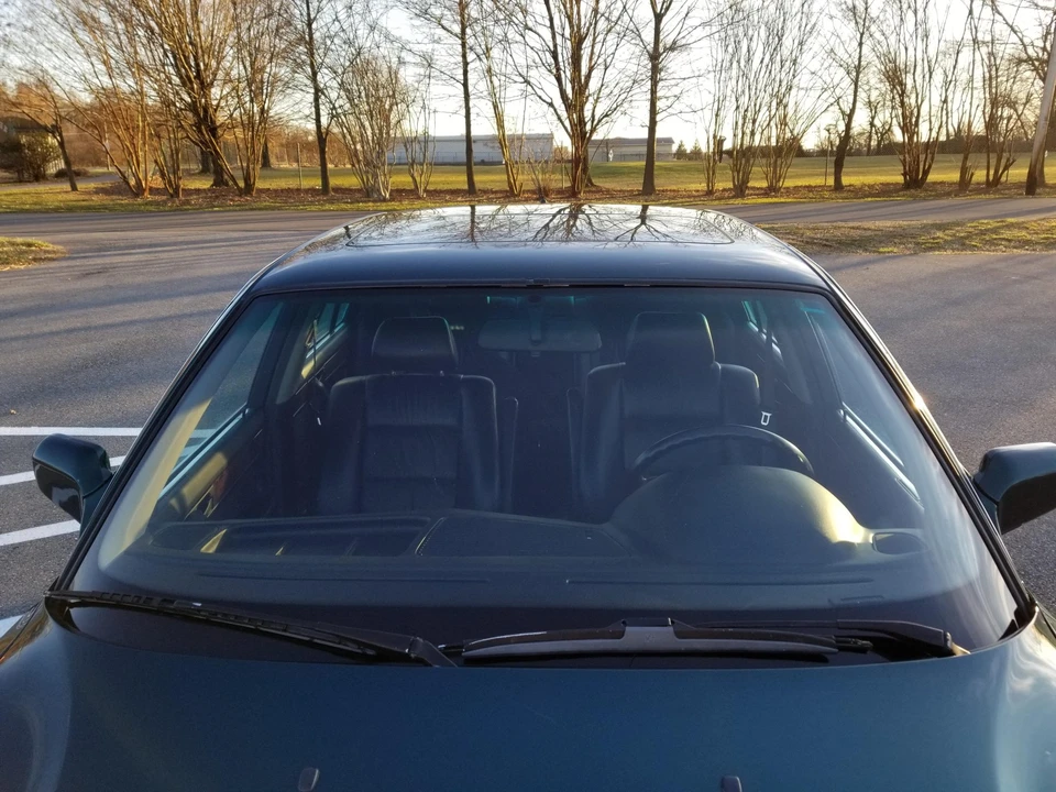 1990 BMW E32 7 Series - Image 30 of 31