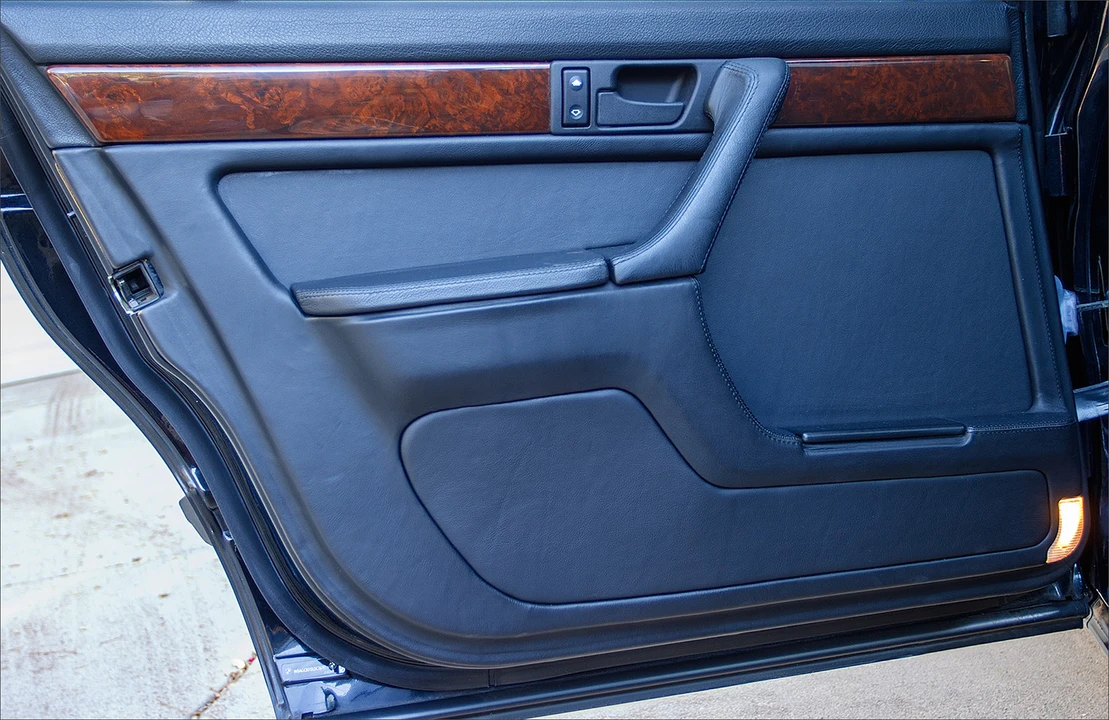 1990 BMW E32 7 Series - Image 16 of 21