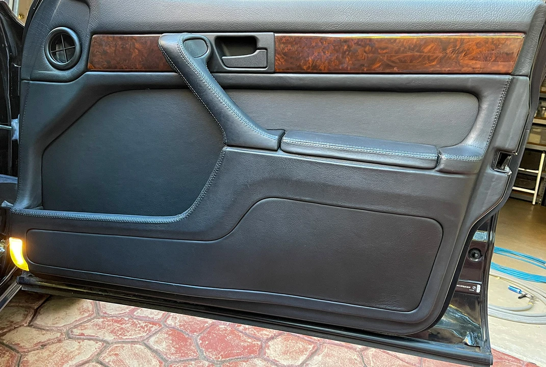 1990 BMW E32 7 Series - Image 15 of 21