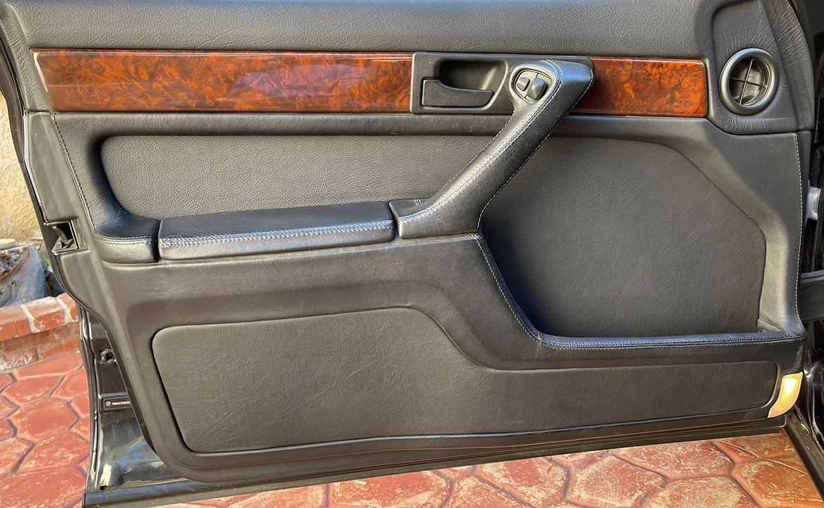 1990 BMW E32 7 Series - Image 14 of 21