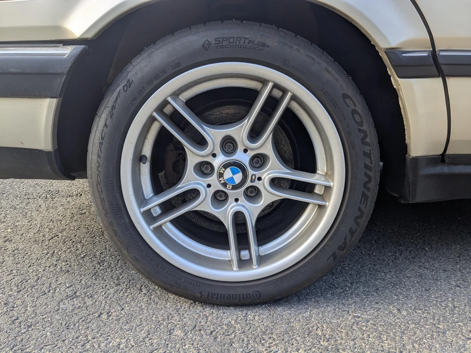 1990 BMW E32 7 Series - Image 25 of 31