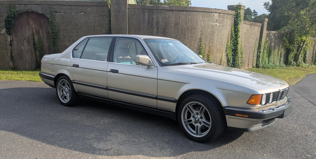 1990 BMW E32 7 Series - Image 17 of 31