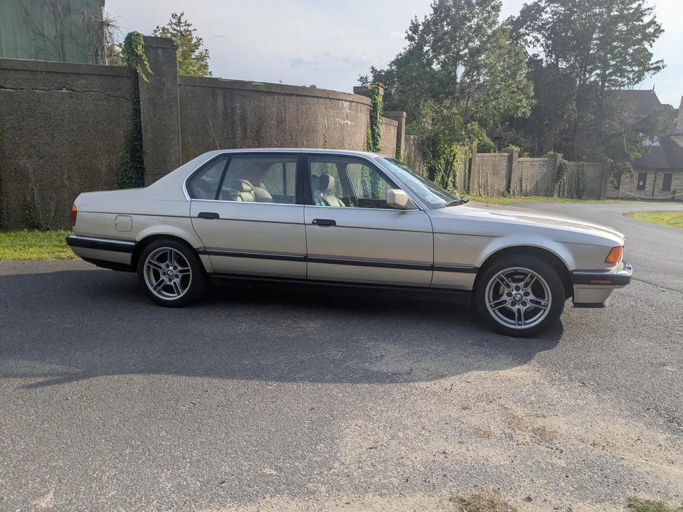 1990 BMW E32 7 Series - Image 16 of 31