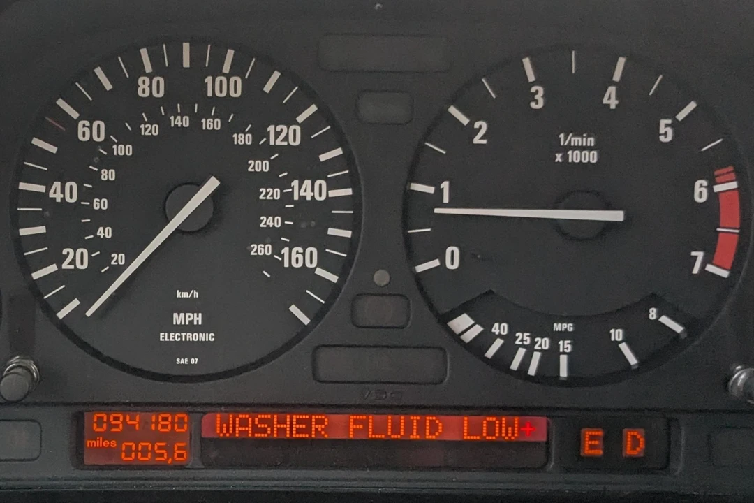 1990 BMW E32 7 Series - Image 30 of 31
