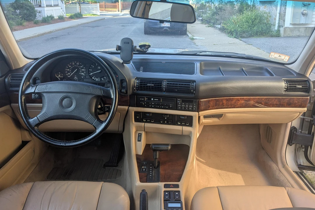 1990 BMW E32 7 Series - Image 27 of 31
