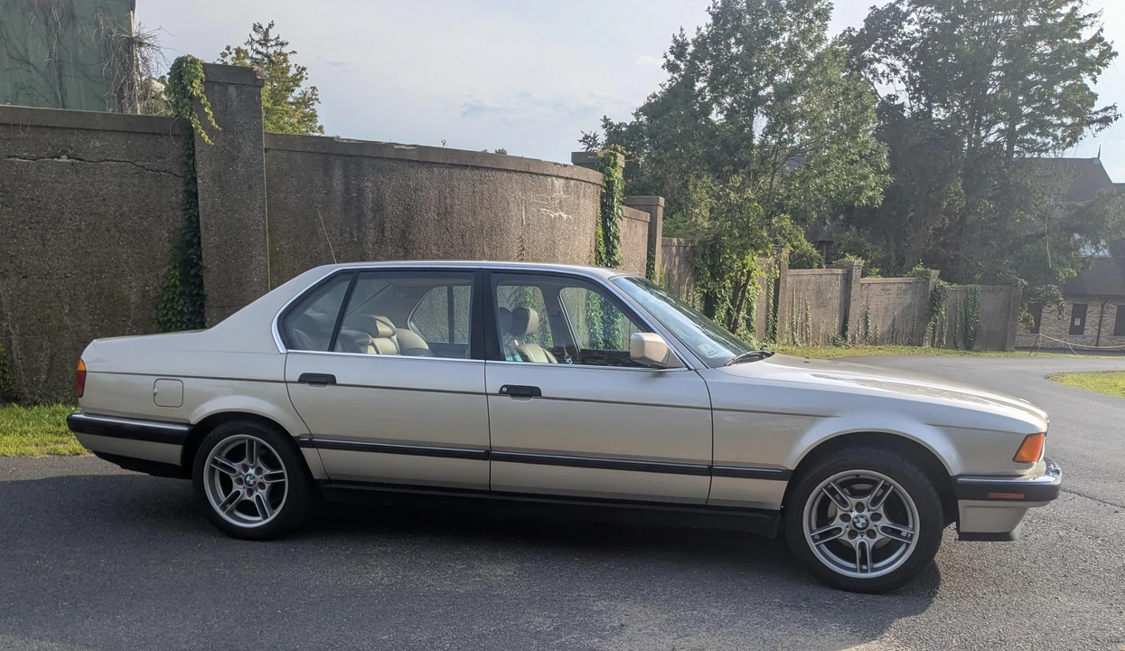 1990 BMW E32 7 Series - Image 15 of 31