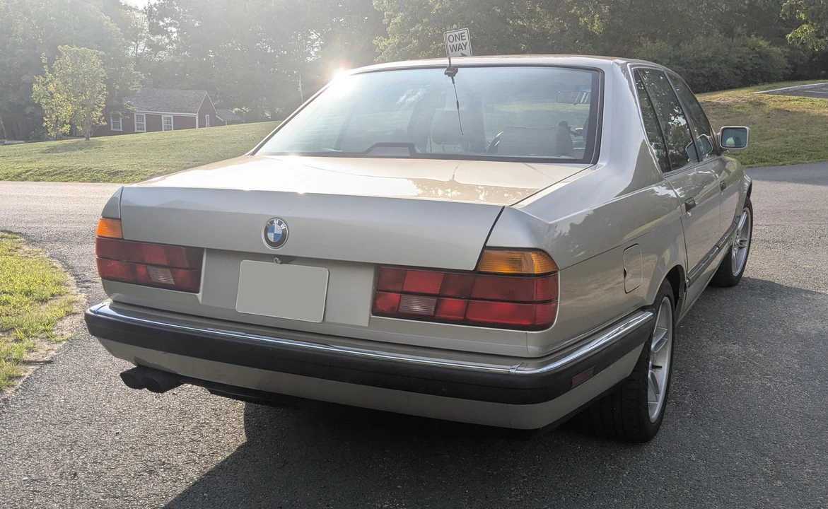 1990 BMW E32 7 Series - Image 13 of 31
