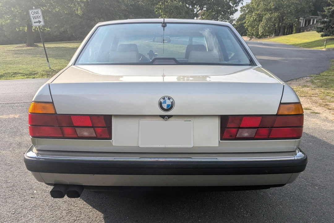 1990 BMW E32 7 Series - Image 5 of 31
