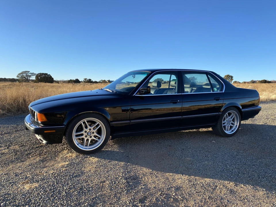 1990 BMW E32 7 Series - Image 8 of 31