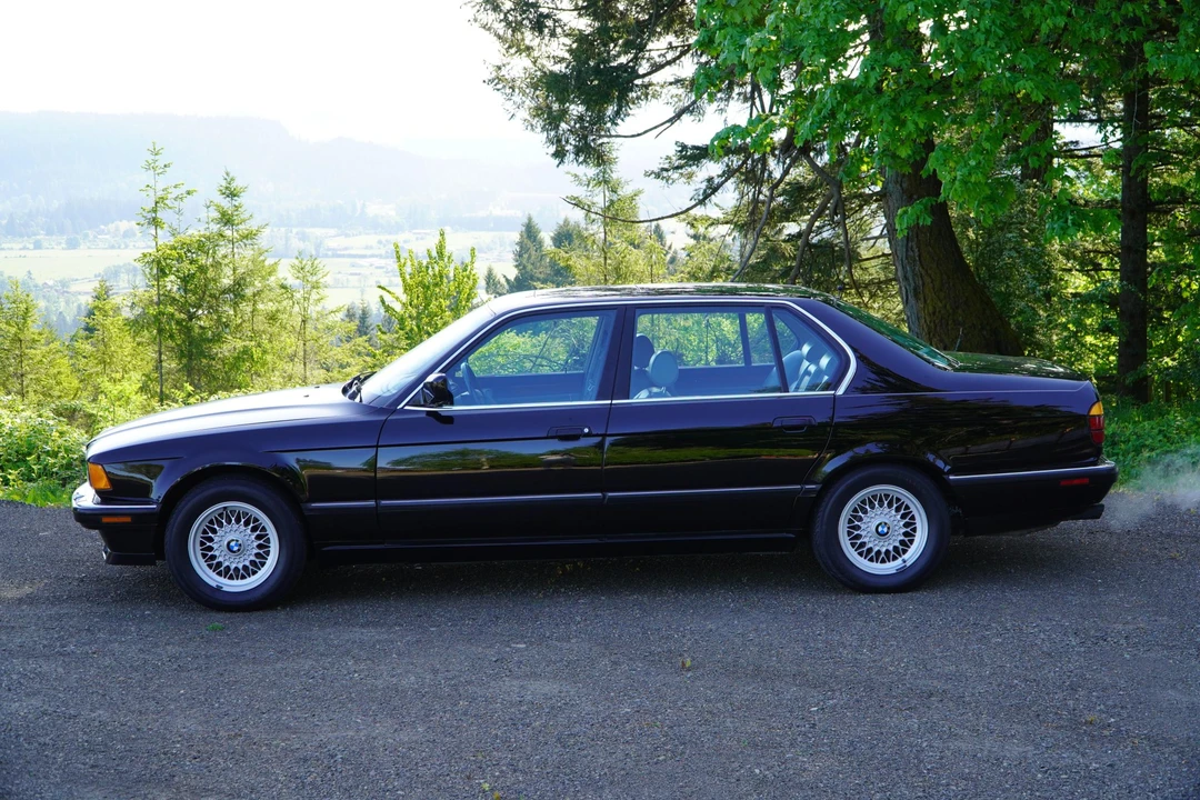 1990 BMW E32 7 Series - Image 3 of 31