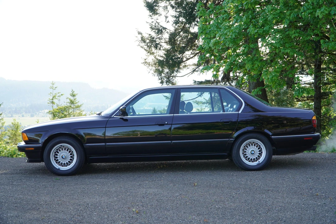 1990 BMW E32 7 Series - Image 4 of 31