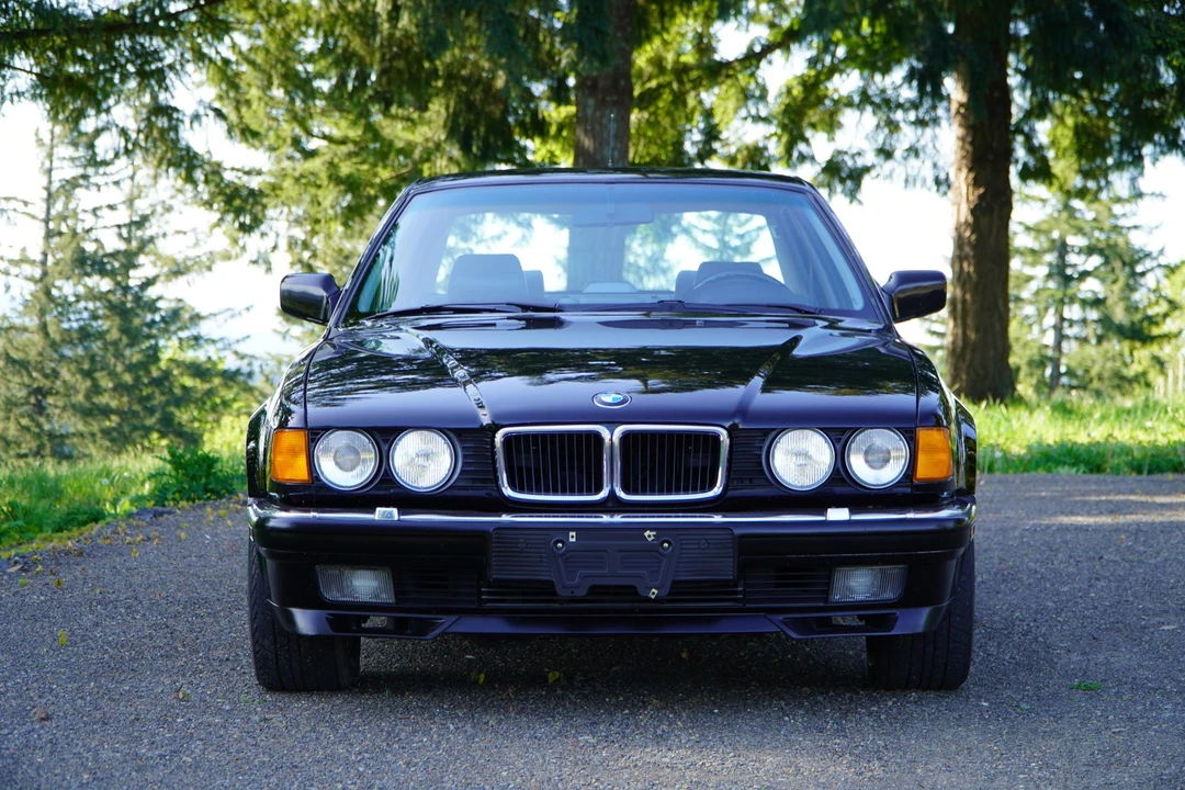 1990 BMW E32 7 Series - Image 18 of 31