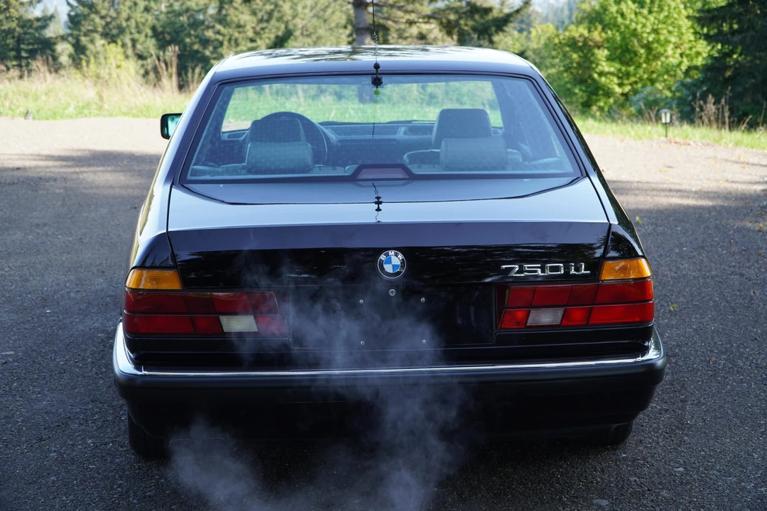 1990 BMW E32 7 Series - Image 10 of 31