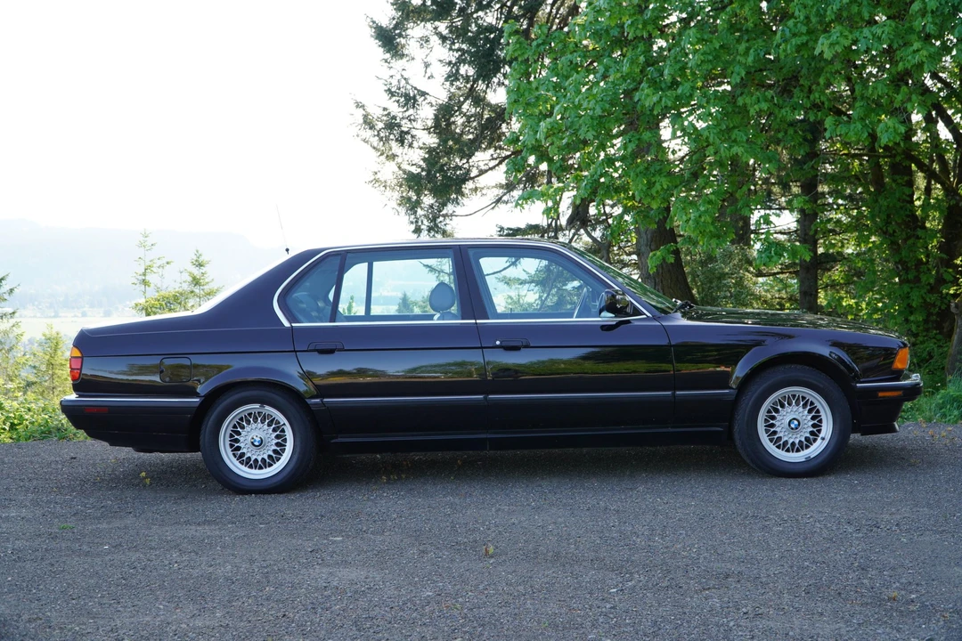 1990 BMW E32 7 Series - Image 14 of 31