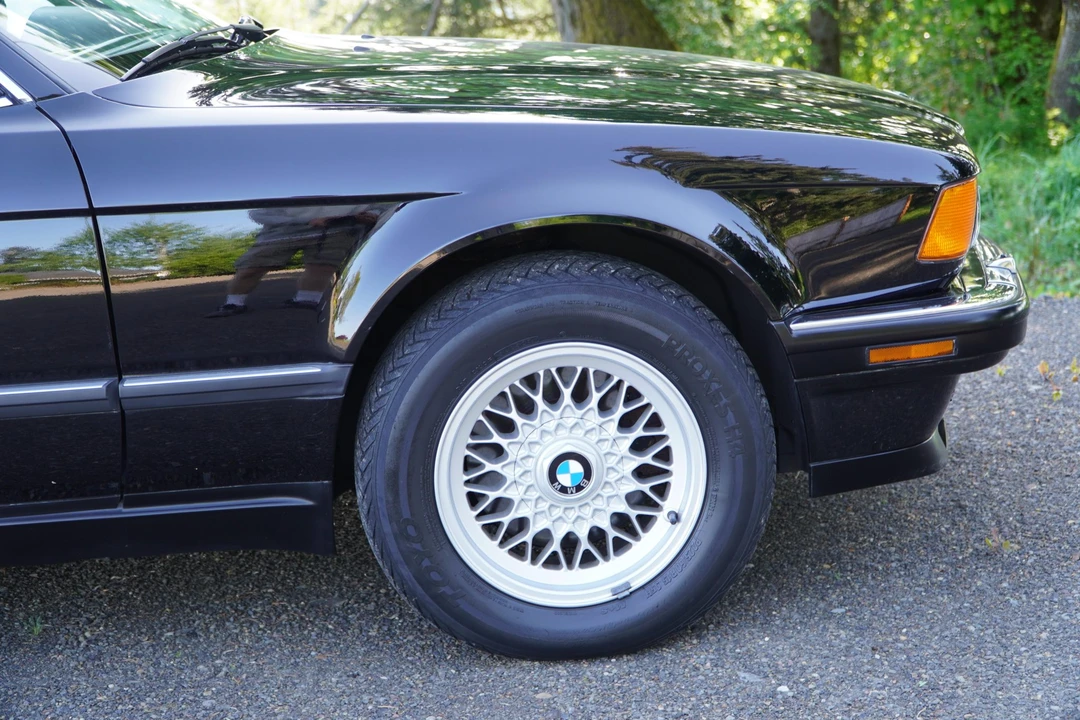 1990 BMW E32 7 Series - Image 22 of 31