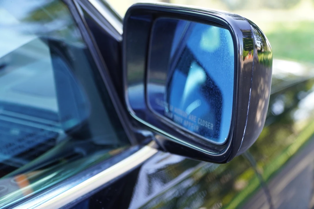 1990 BMW E32 7 Series - Image 25 of 31