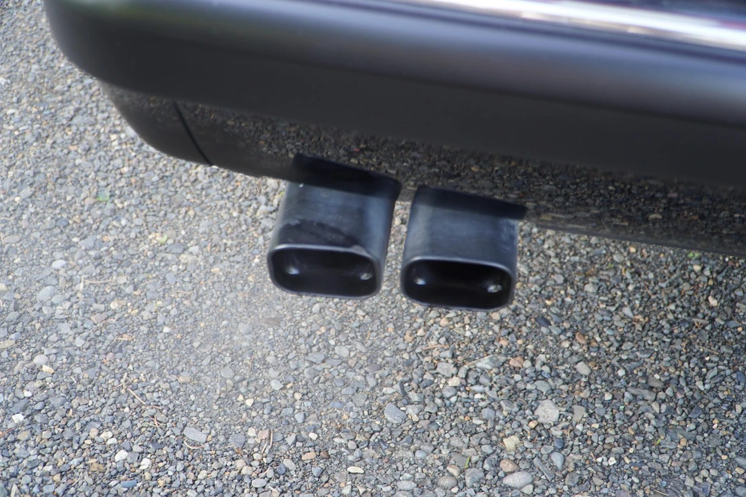 1990 BMW E32 7 Series - Image 28 of 31
