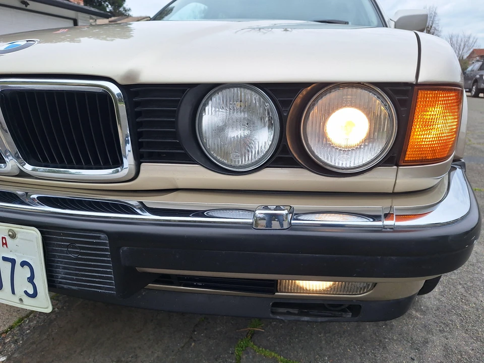1990 BMW E32 7 Series - Image 15 of 31