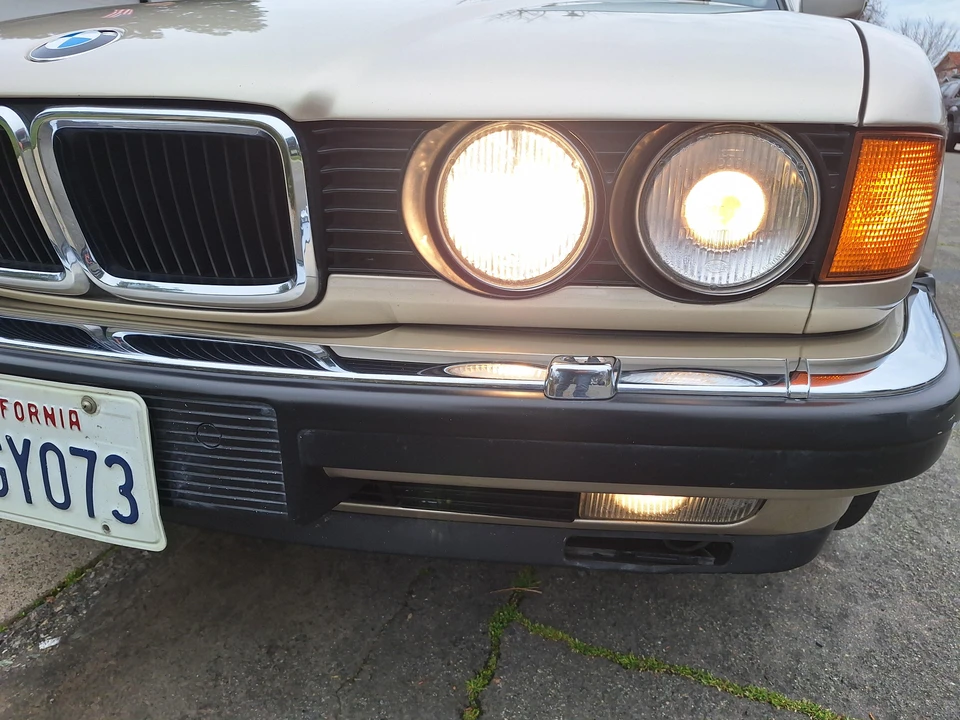 1990 BMW E32 7 Series - Image 16 of 31