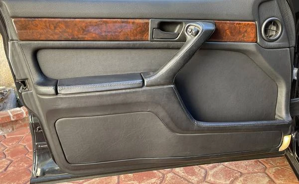 1990 BMW E32 7 Series - Image 10 of 21