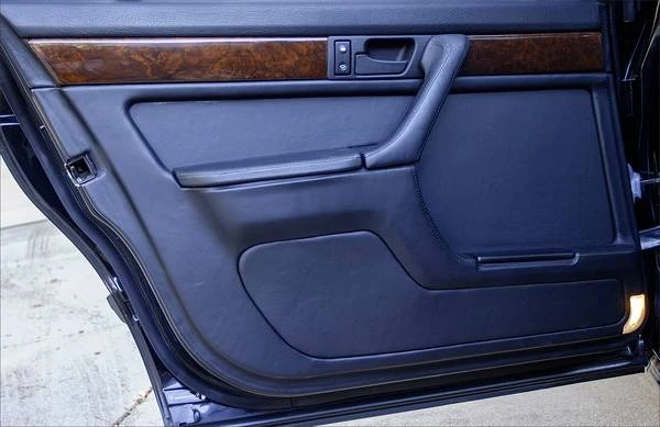 1990 BMW E32 7 Series - Image 12 of 21